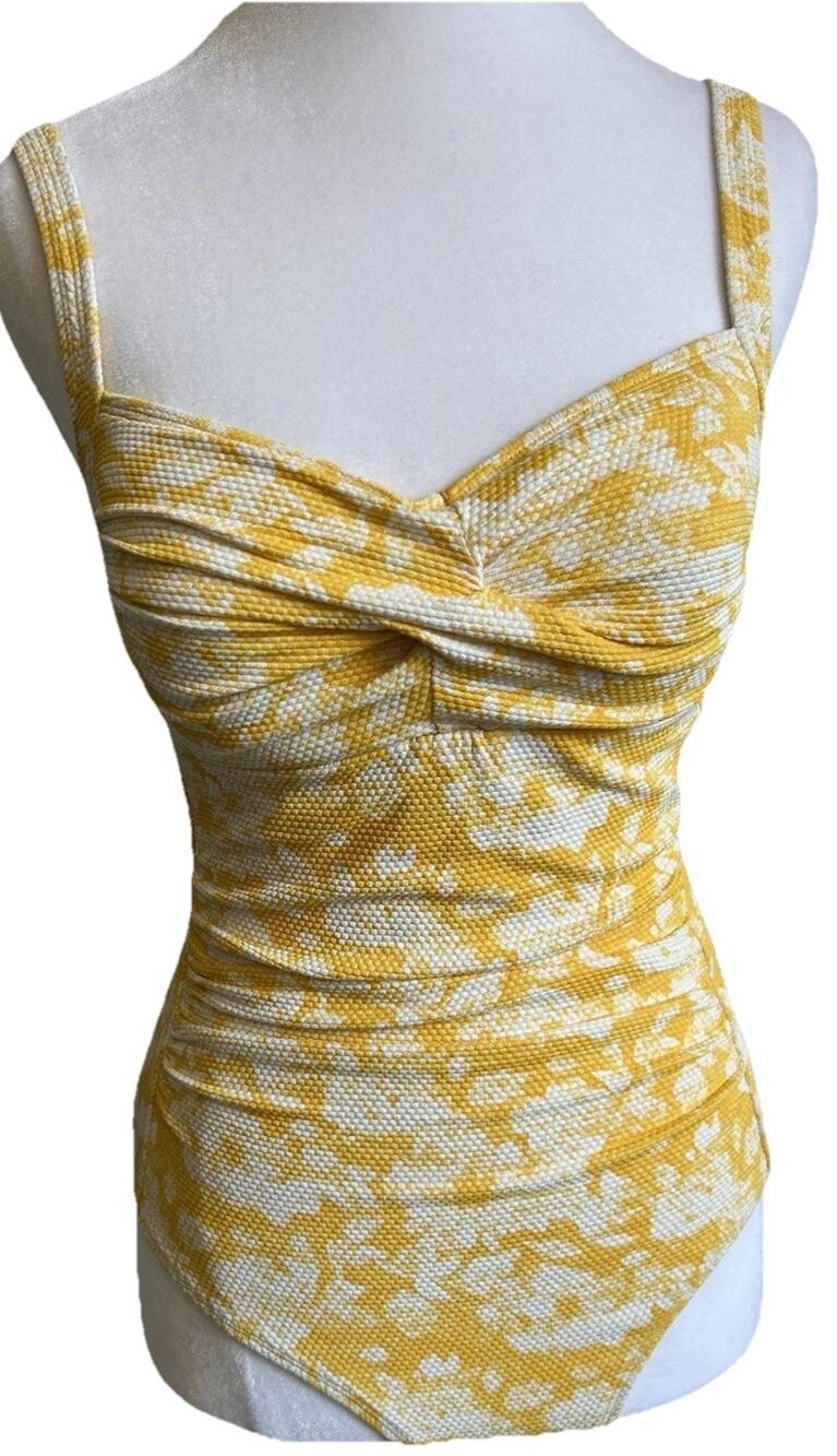 NipTuck Swim One-Piece Yellow Floral Tummy Control Sexy Tropical Hawaiian Sz 6